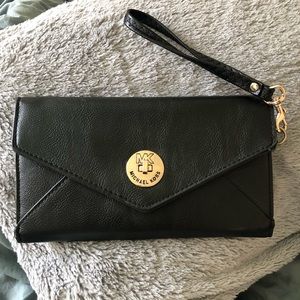 Michael Kors Large Envelope Wristlet/Wallet